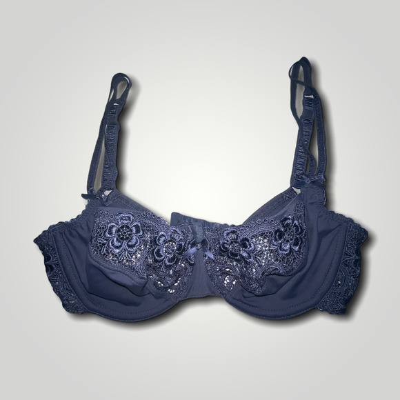 Chantelle Intimates & Sleepwear Chantelle Lace Demi Pushup Bra 36c